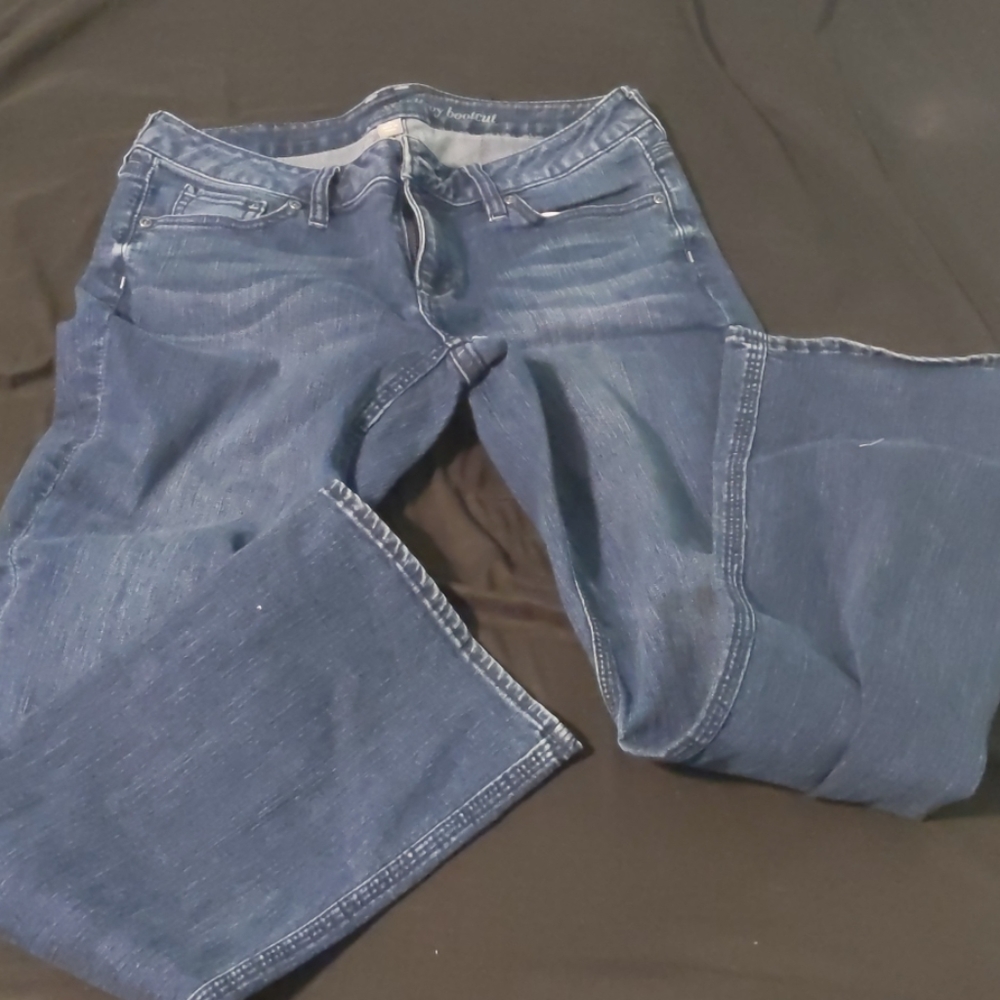 Boot cut jeans